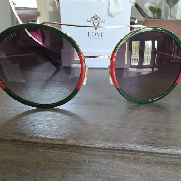 Gucci Women's GG0061S Sunglasses, Gold (Gold/Green - Picture 1 of 5